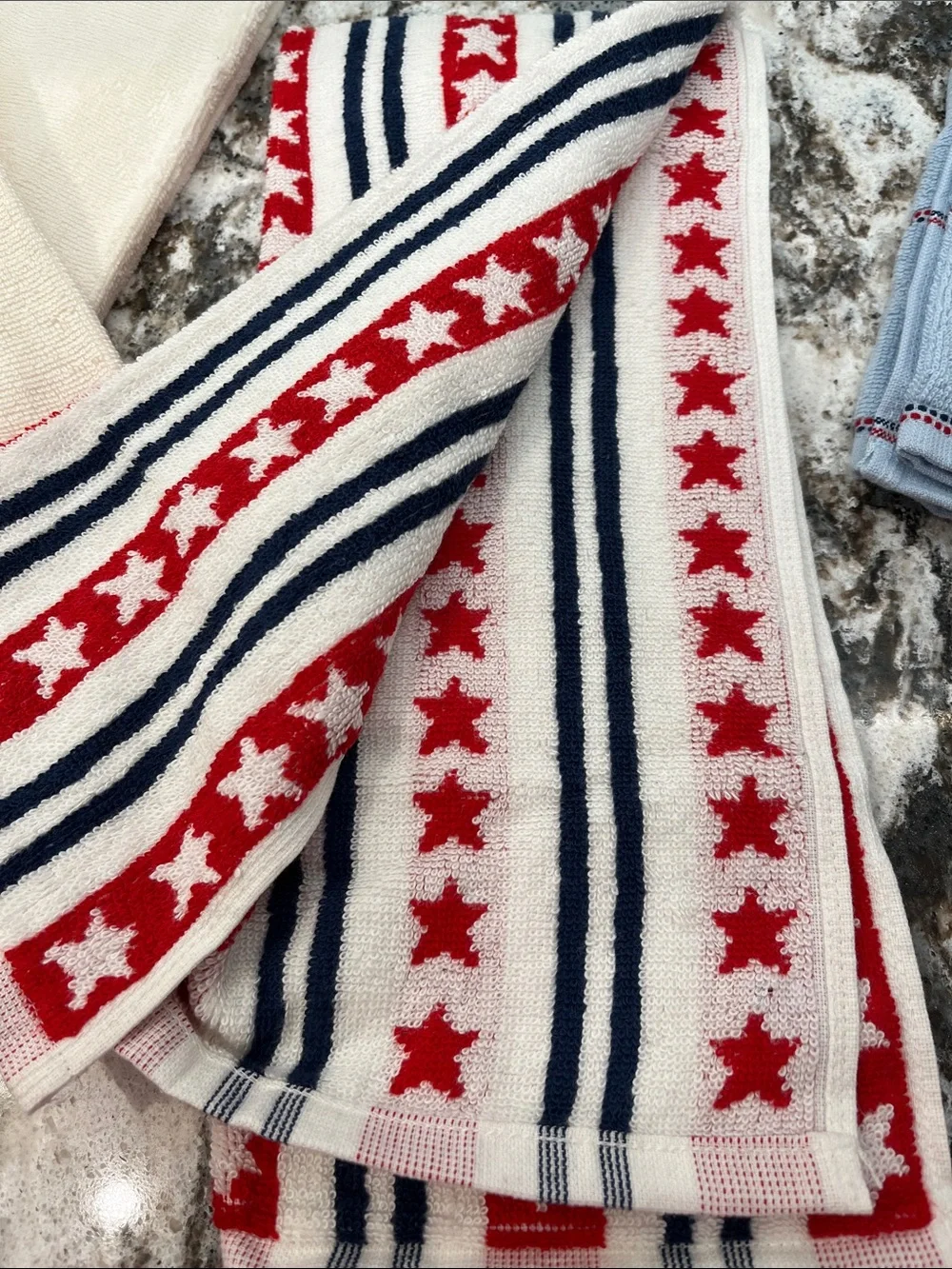 NEW Set of 4 Patriotic Star & Stripe Kitchen Towels - Red, White, Blue